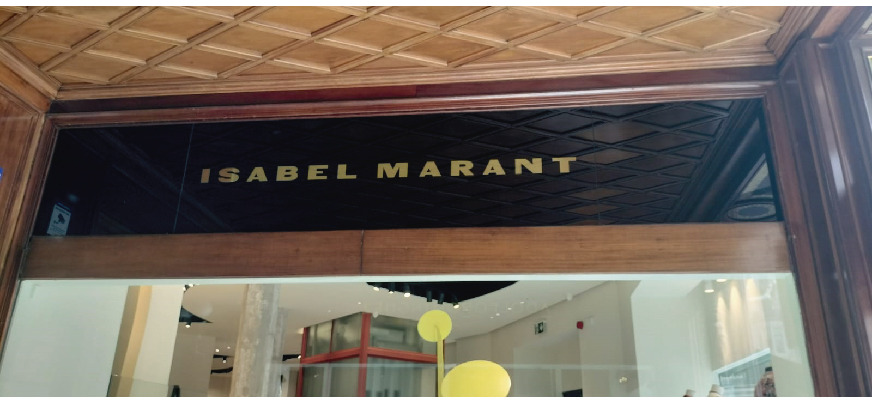 Vinilo de corte en rotulo negro